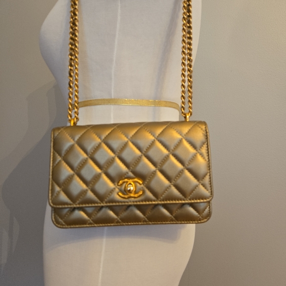 Chanel wallet on a chain gold champaign color. 7,5 x4,8 inches - Picture 2 of 16